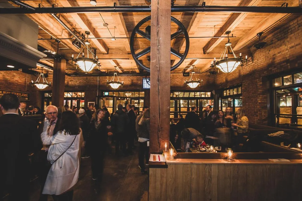 Swans Brewery, Pub & Hotel Victoria